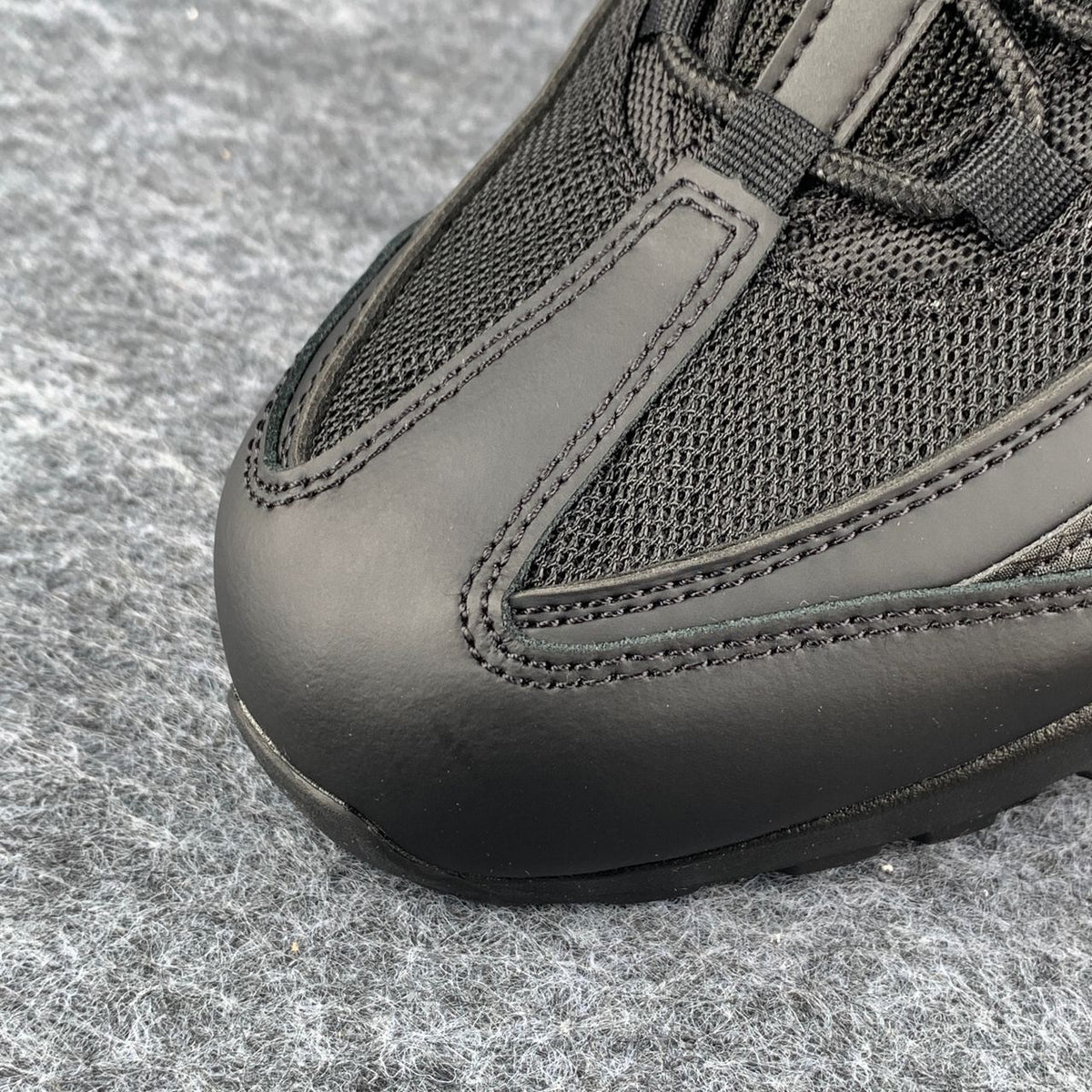 Air Max 95 Essential 'Triple Black'