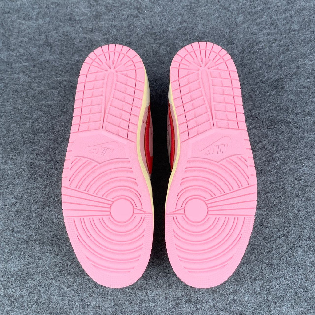 Travis Scott x Air Jordan 1 Retro Low OG 'Tropical Pink'