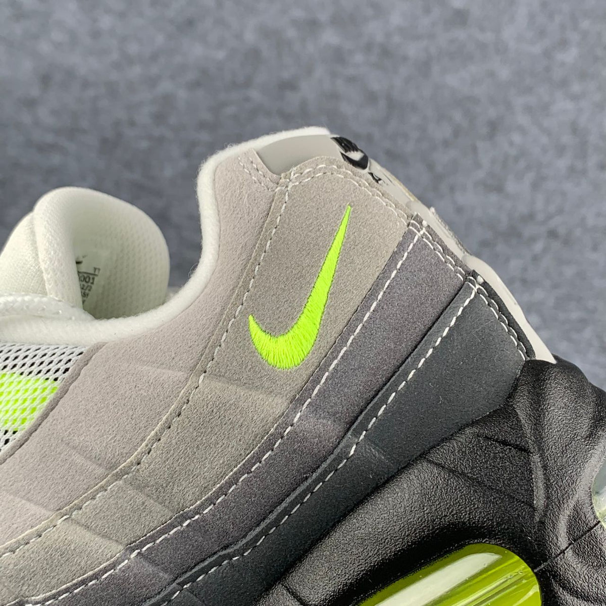 Nike Air Max 95 OG 'Neon' 2025