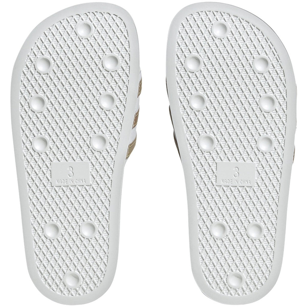 [ ] Grade School Adidas ADILETTE J HQ8547