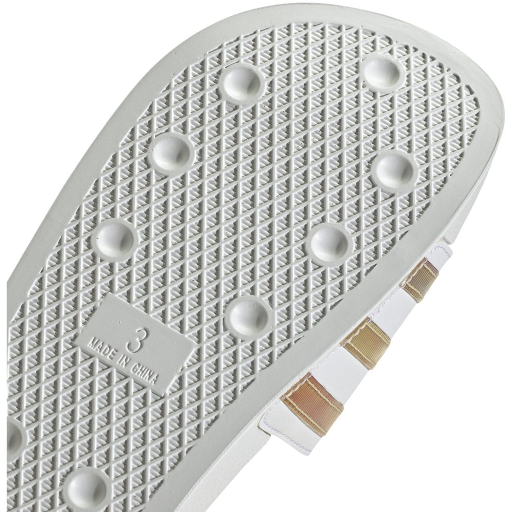 [ ] Grade School Adidas ADILETTE J HQ8547
