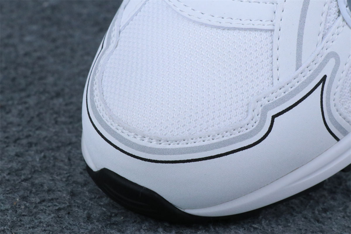 Dior B30 'White'