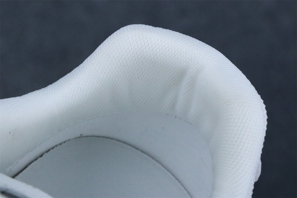 Dior B30 'White'
