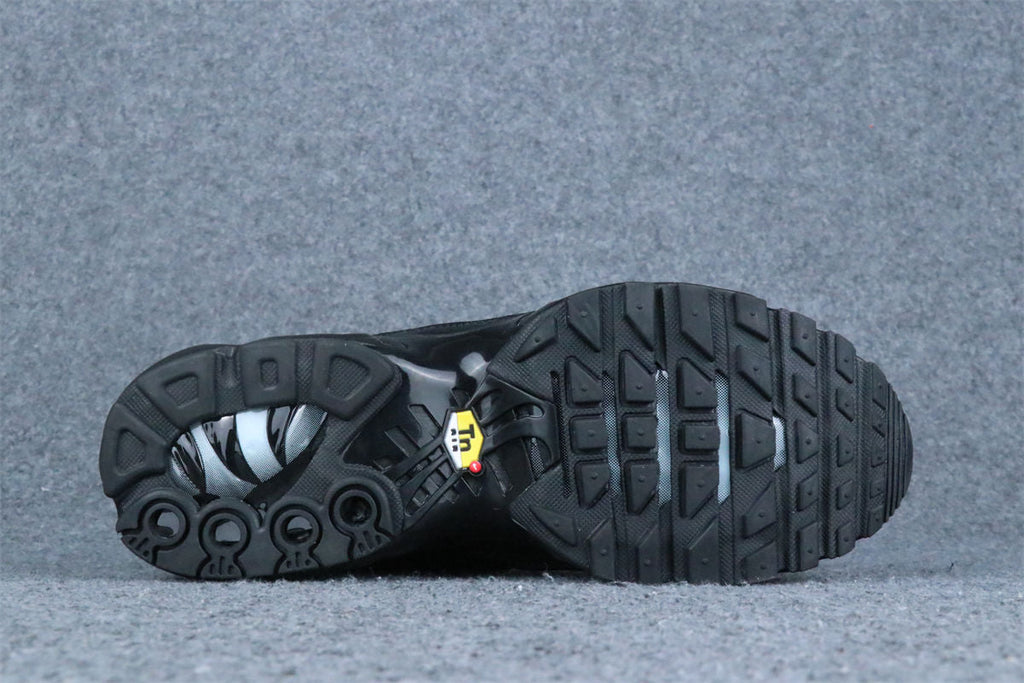 Nike Air Max Plus 'Triple Black'