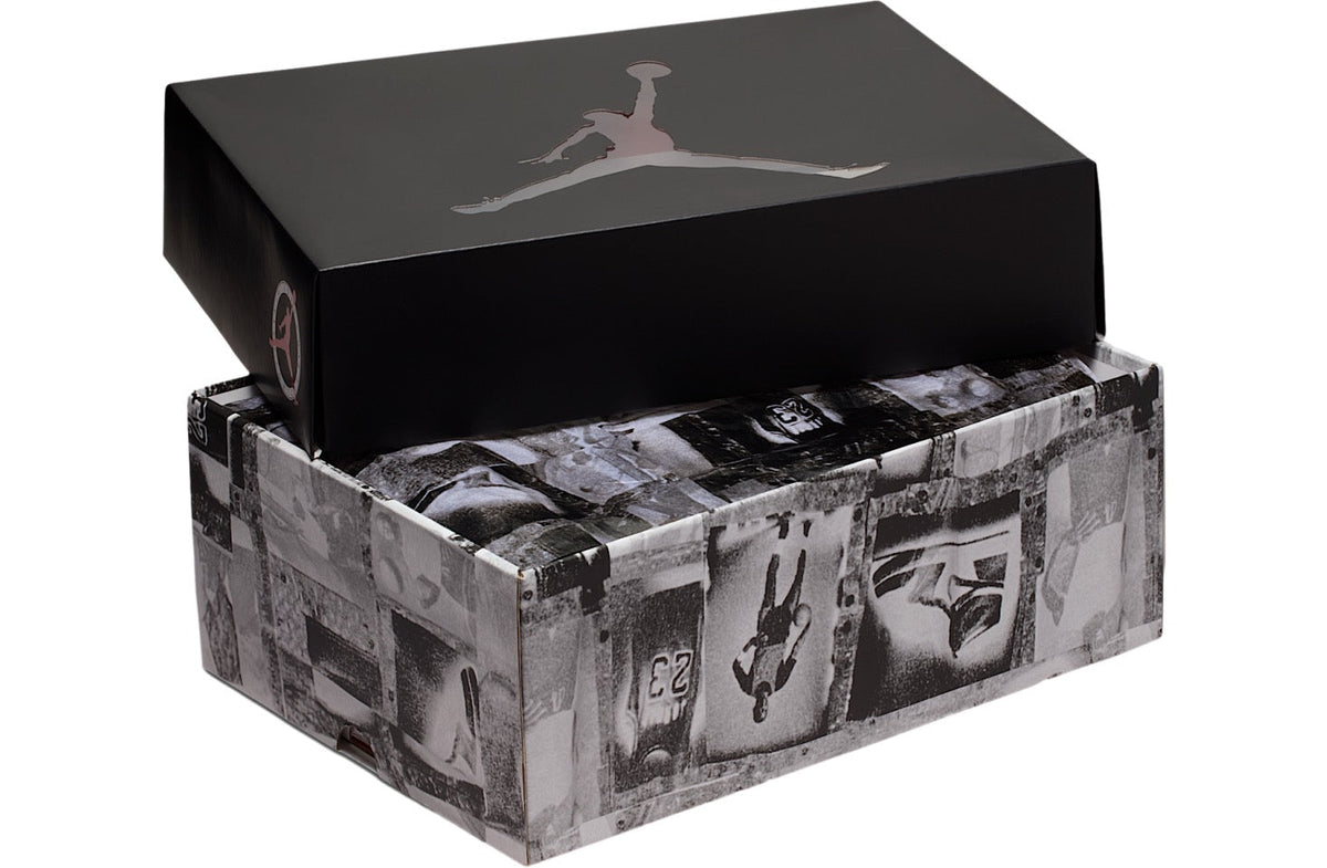 Air Jordan 4 Flight Club IM4002-100