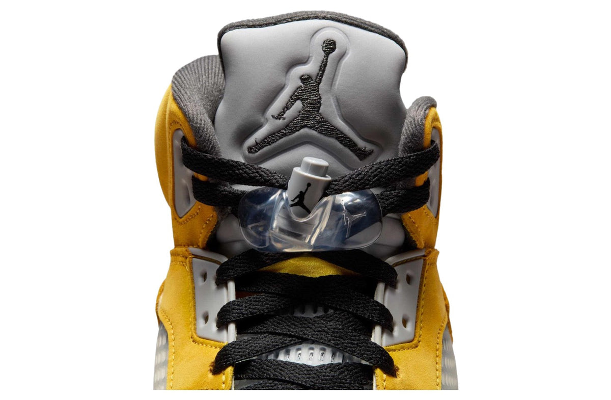 Air Jordan 5 Tokyo 2025 IO3372-700