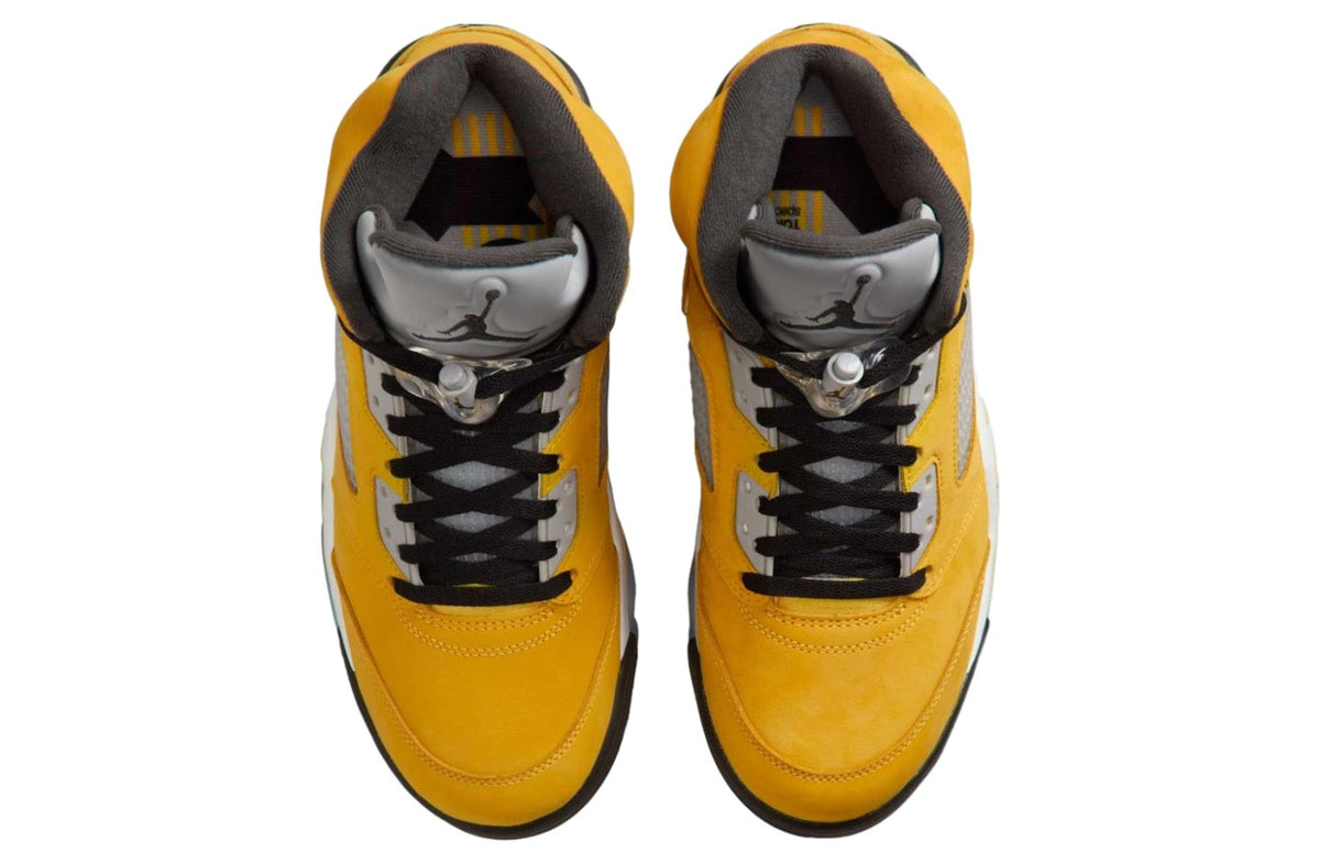 Air Jordan 5 Tokyo 2025 IO3372-700