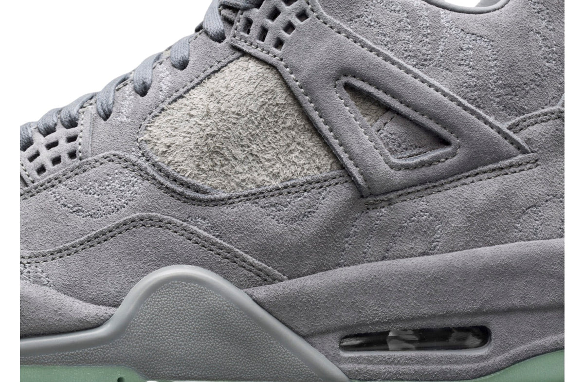 KAWS x Air Jordan 4 Cool Grey 930155-003