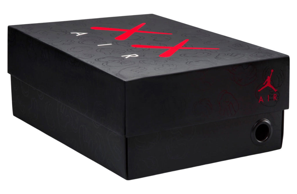 KAWS x Air Jordan 4 Cool Grey 930155-003