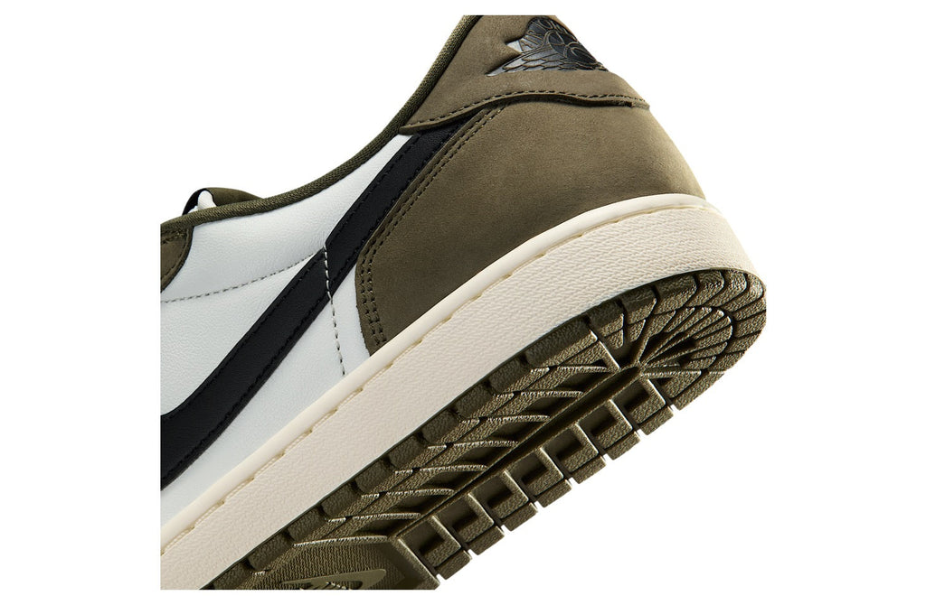 Air Jordan 1 Low OG Medium Olive / Black HQ6998-200