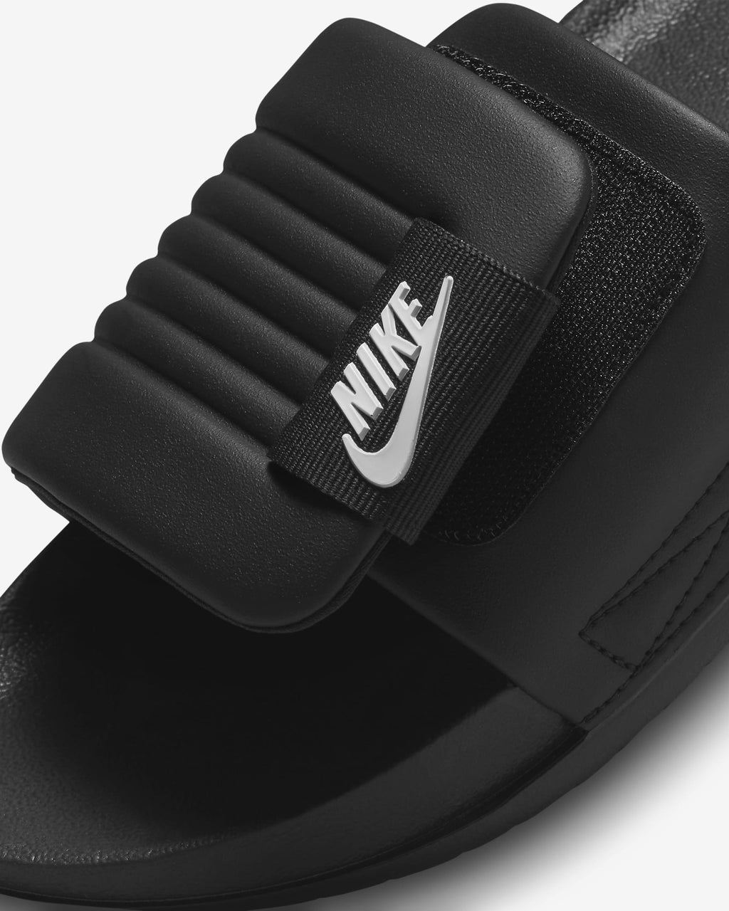 Nike Women's Offcourt Adjust Slides - Black / White DV1033-002