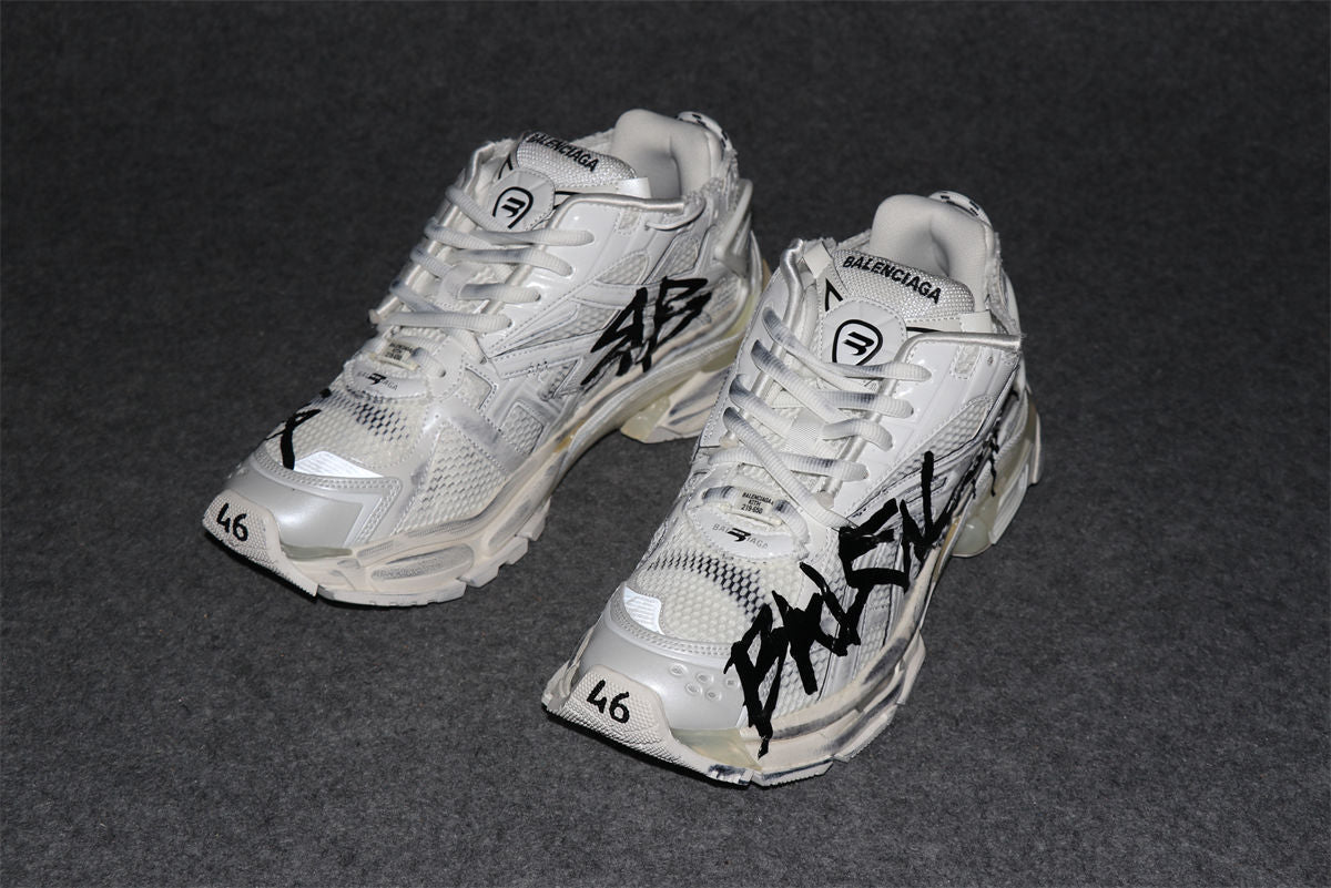 Balenciaga Wmns Runner Sneaker 'Graffiti - White Black'