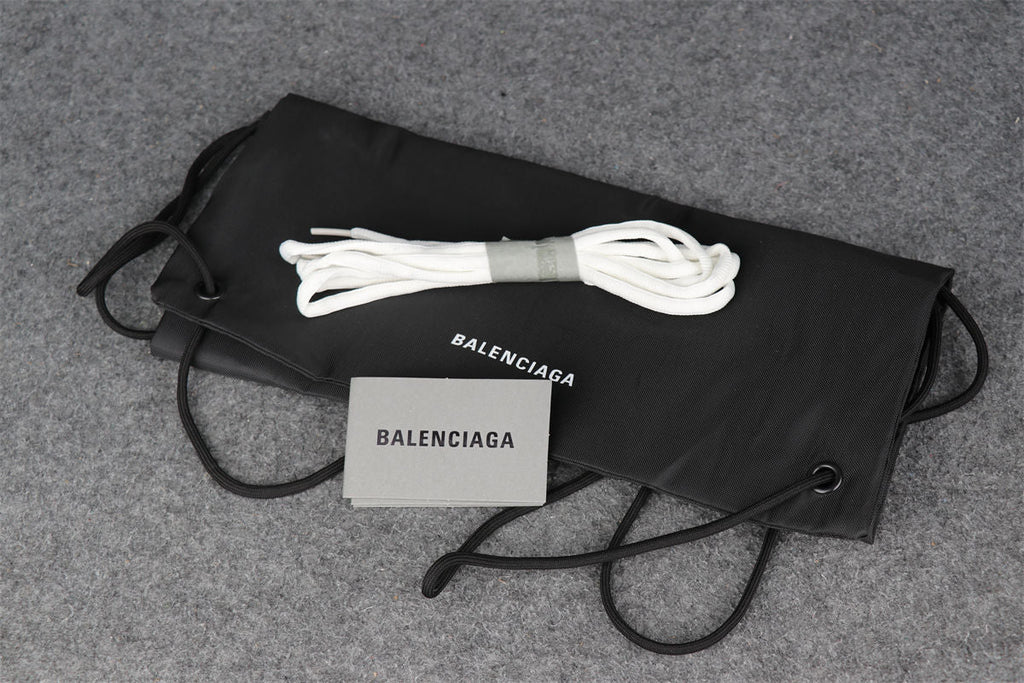 Balenciaga Wmns Runner Sneaker 'Graffiti - White Black'