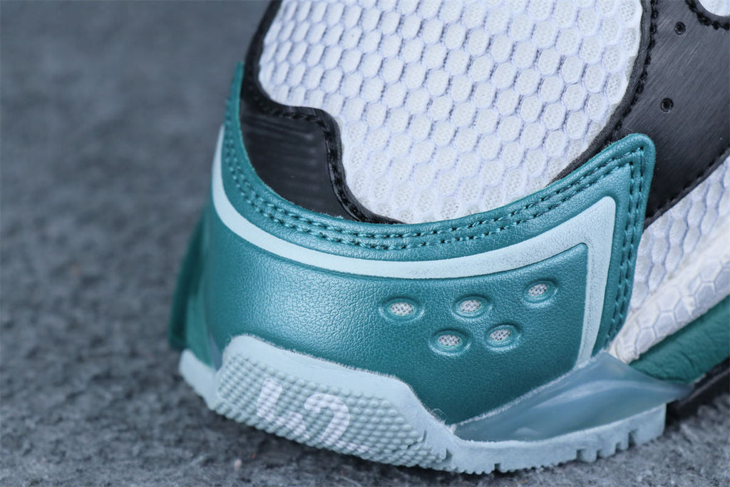 Balenciaga Wmns Runner Sneaker 'Worn-Out - White Green Blue'