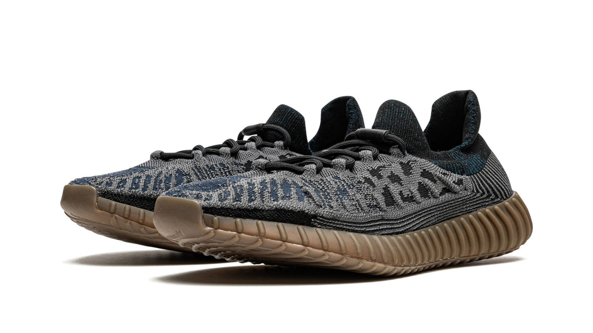 YEEZY BOOST 350 V2 CMPCT "Slate Blue" GX9401