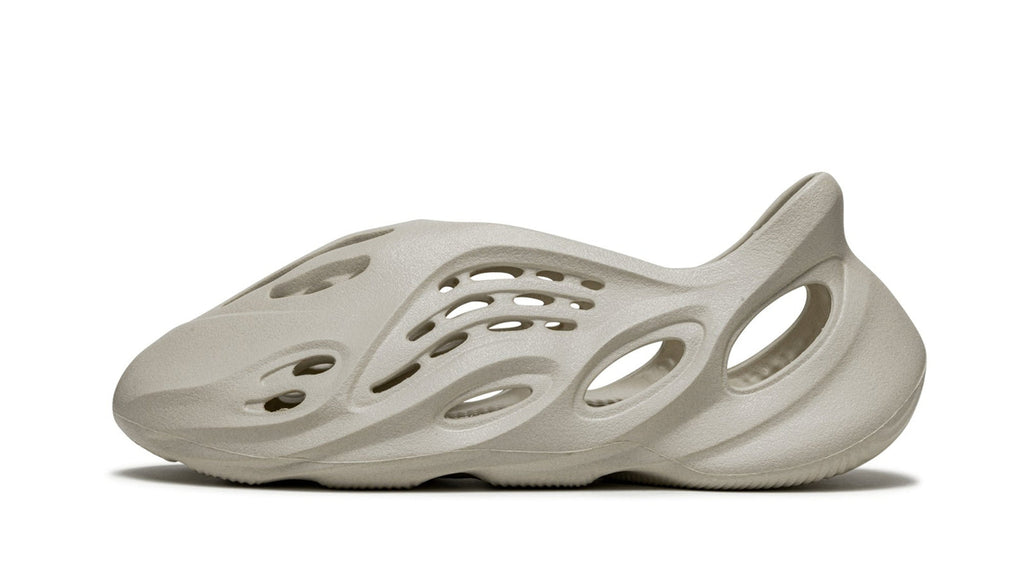 YEEZY FOAM RUNNER "Sand" FY4567