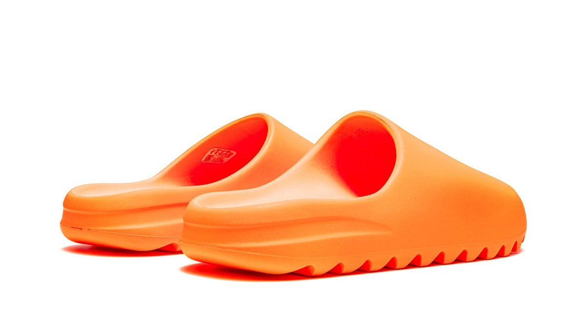 YEEZY SLIDES "Enflame Orange" GZ0953