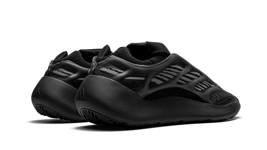 YEEZY 700 V3 "Alvah" H67799