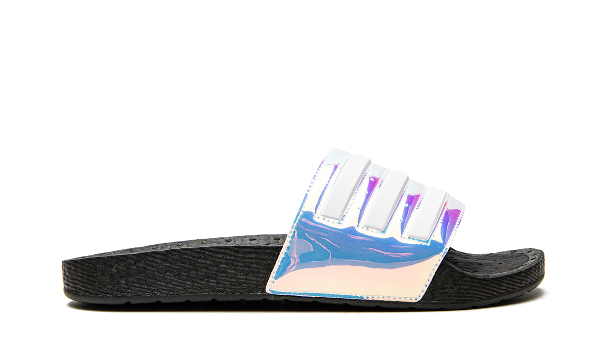 Adilette Boost "Iridescent" FZ2565