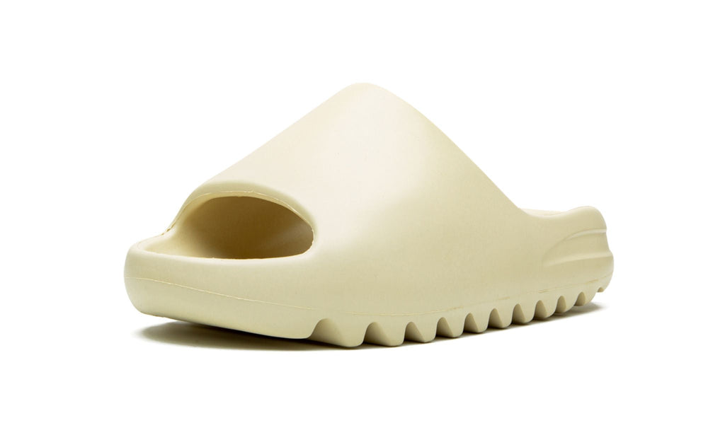 YEEZY SLIDE "Bone 2022" FZ5897
