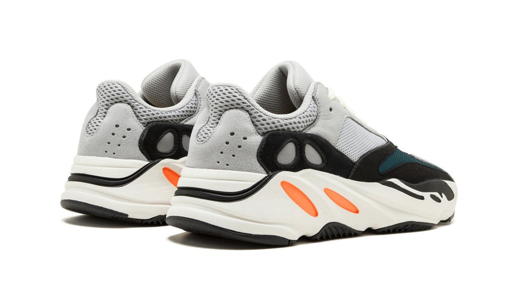 YEEZY BOOST 700 "Wave Runner" B75571