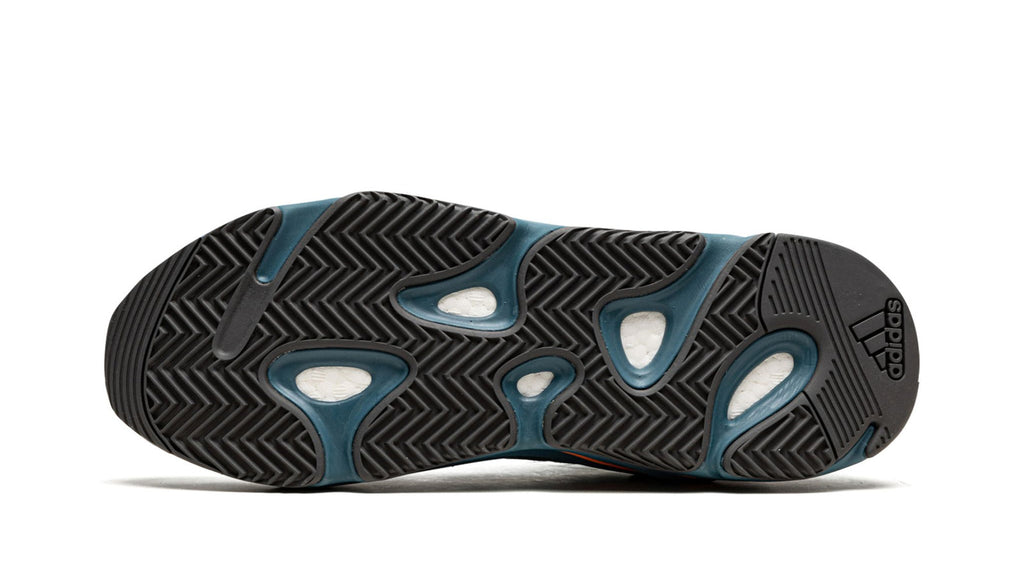 YEEZY BOOST 700 "Faded Azure" GZ2002