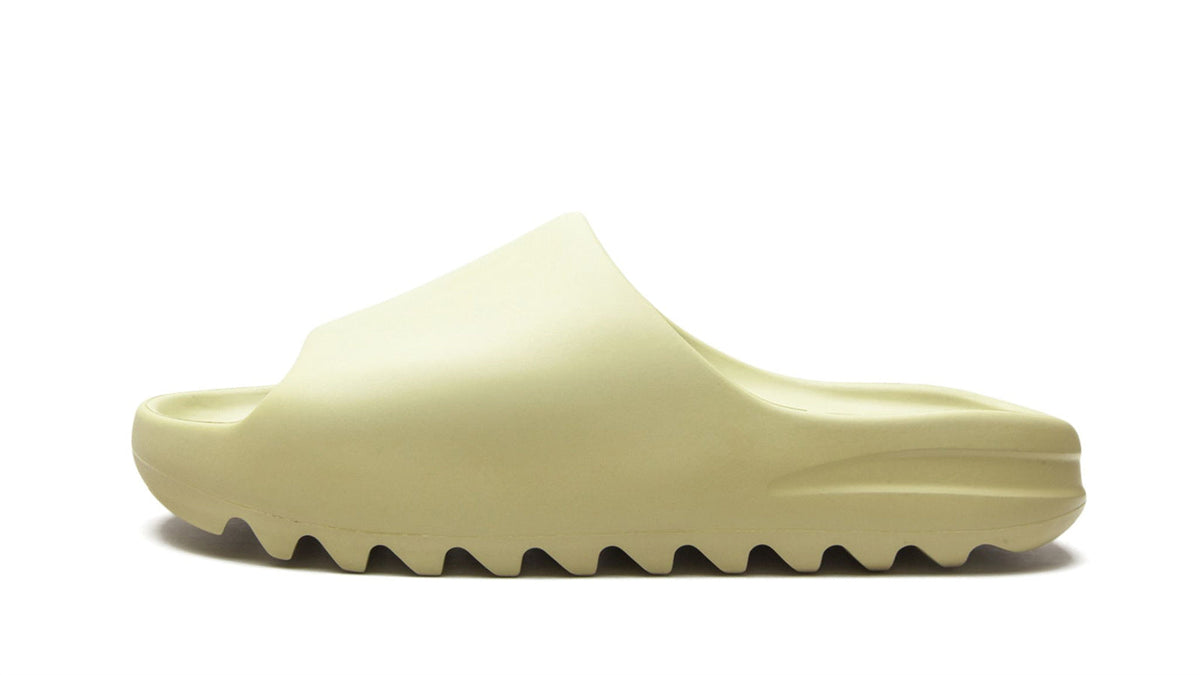 YEEZY SLIDE "Resin 2021" GZ5551