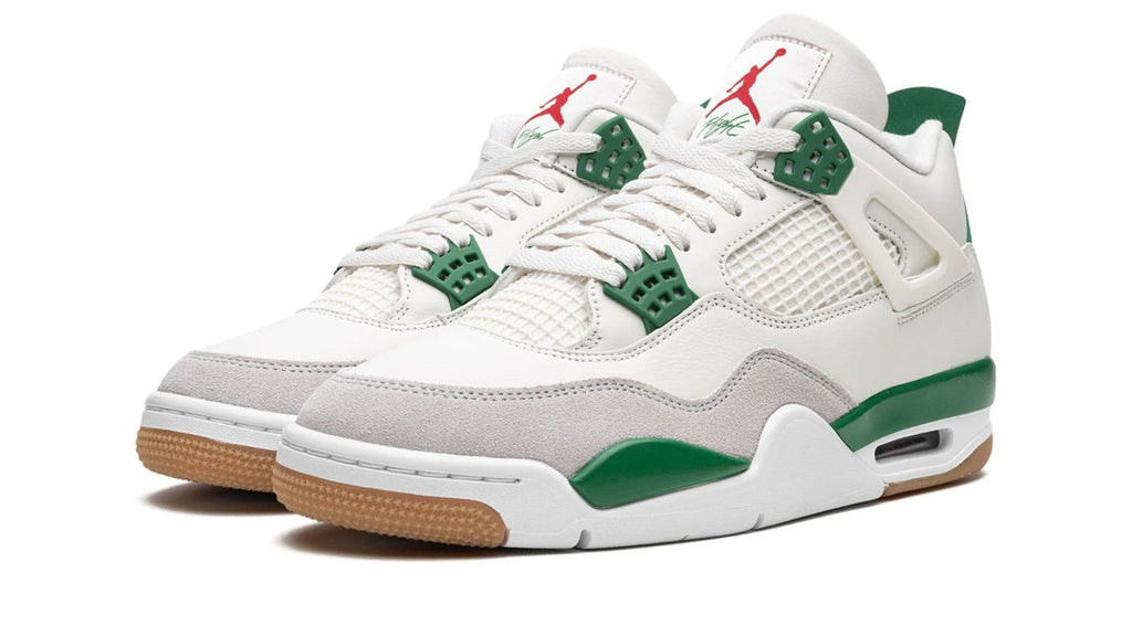 Air Jordan 4 Retro SB "Pine Green" DR5415-103