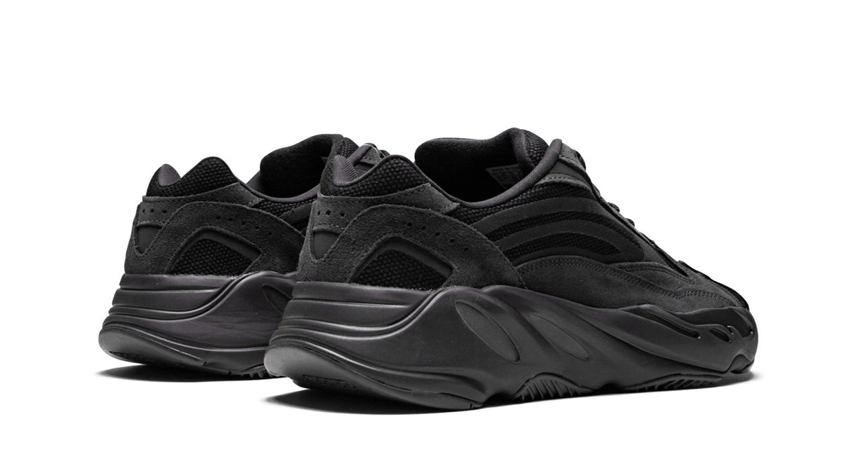 YEEZY BOOST 700 V2 "Vanta" FU6684