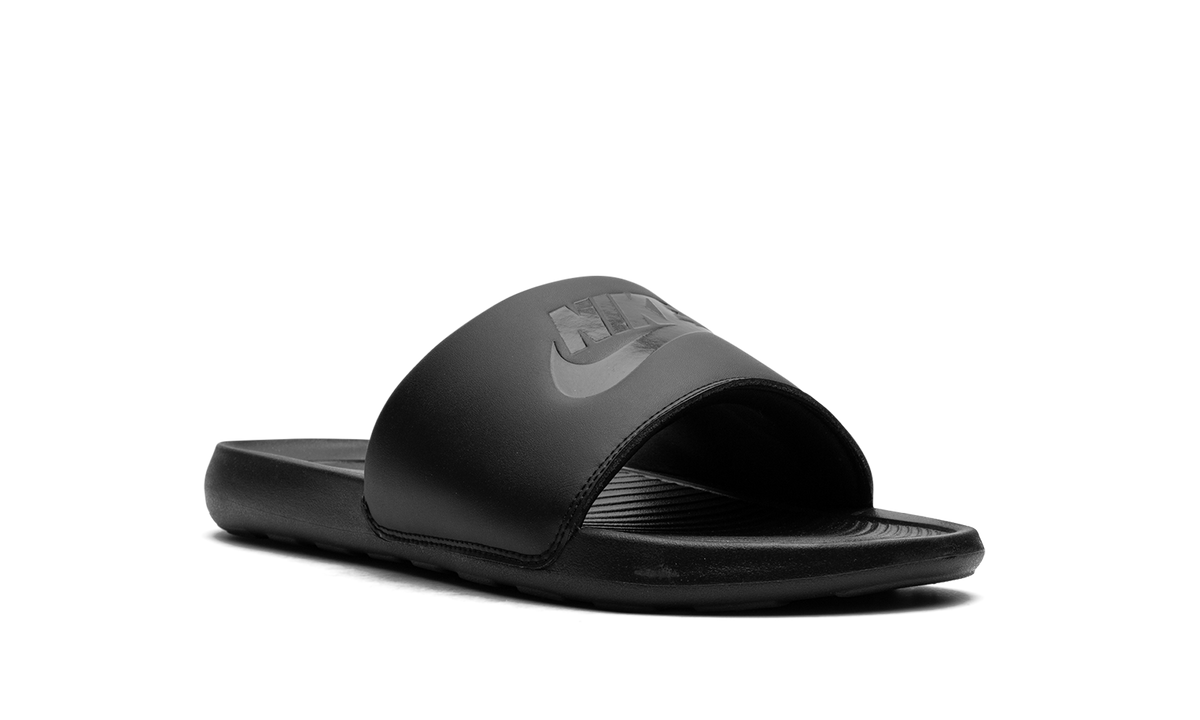 NIKE VICTORI ONE SLIDE "victori one" 003 CN9675