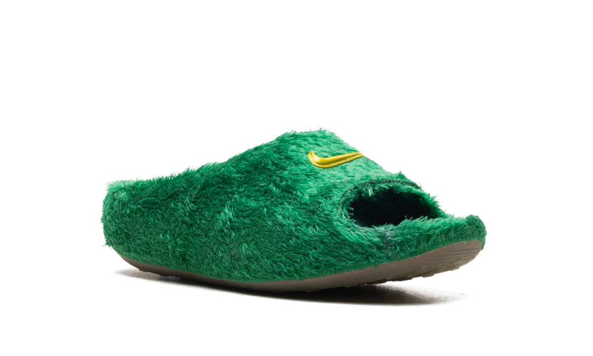 ReactX Rejuven8 Slide ".SWOOSH - Touch Grass" 300 IO9763