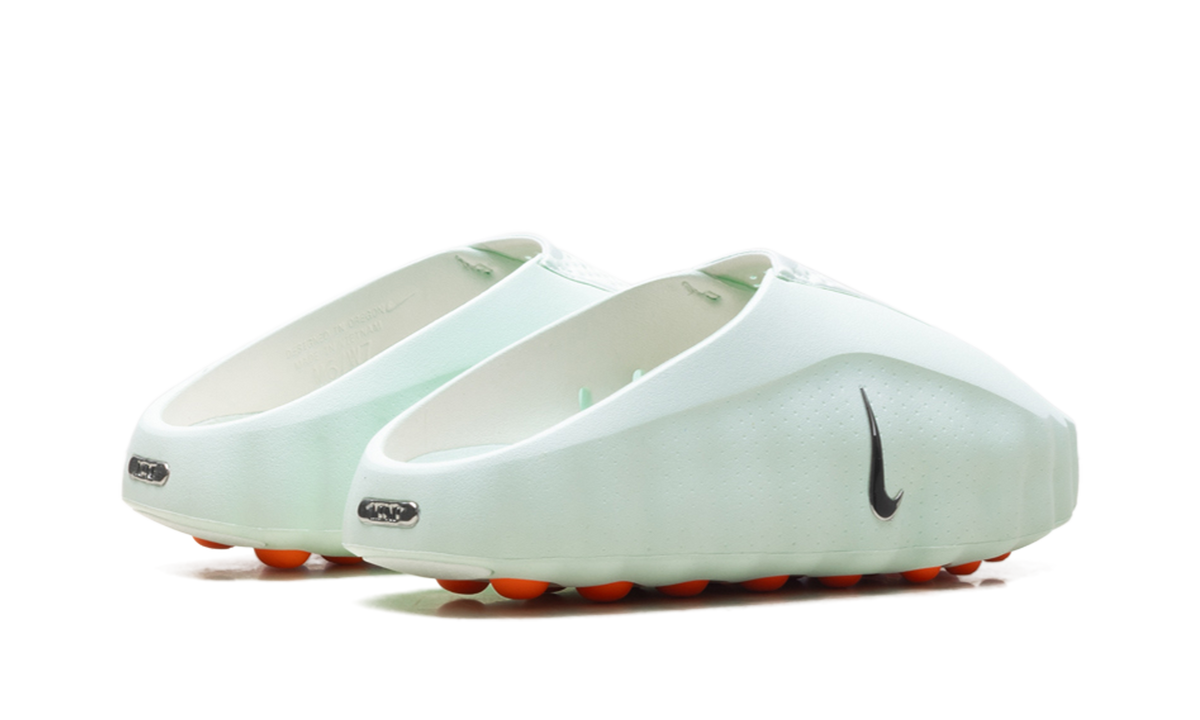 Mind 001 Slide WMNS "Barely Green" 300 HQ4309