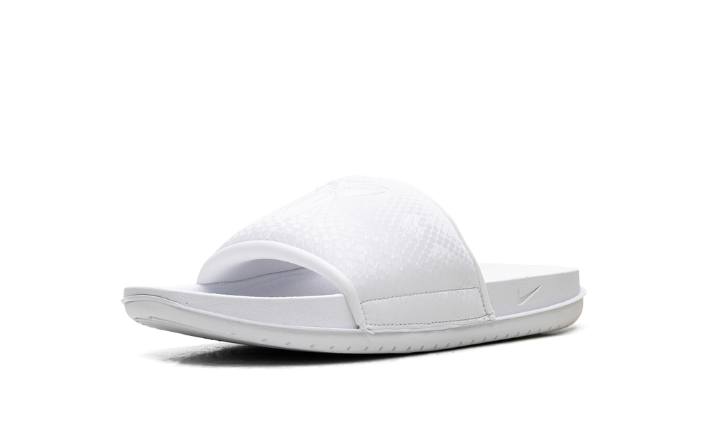 Kobe Offcourt Slide "Triple White" 100 IF2870
