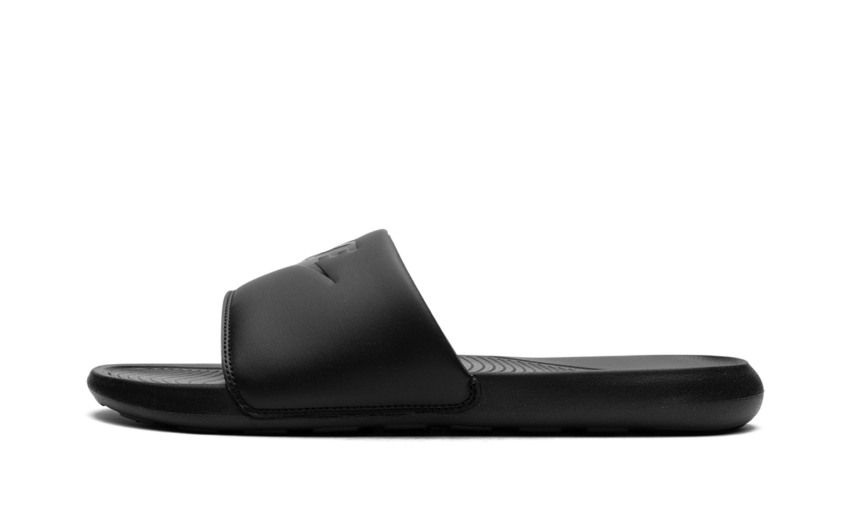 NIKE VICTORI ONE SLIDE "victori one" 003 CN9675