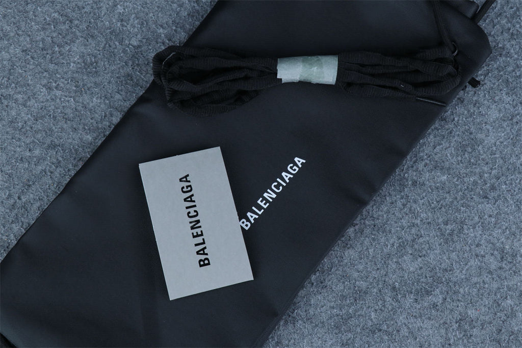 Balenciaga Wmns Runner Sneaker 'Worn-Out - Silver Pink'