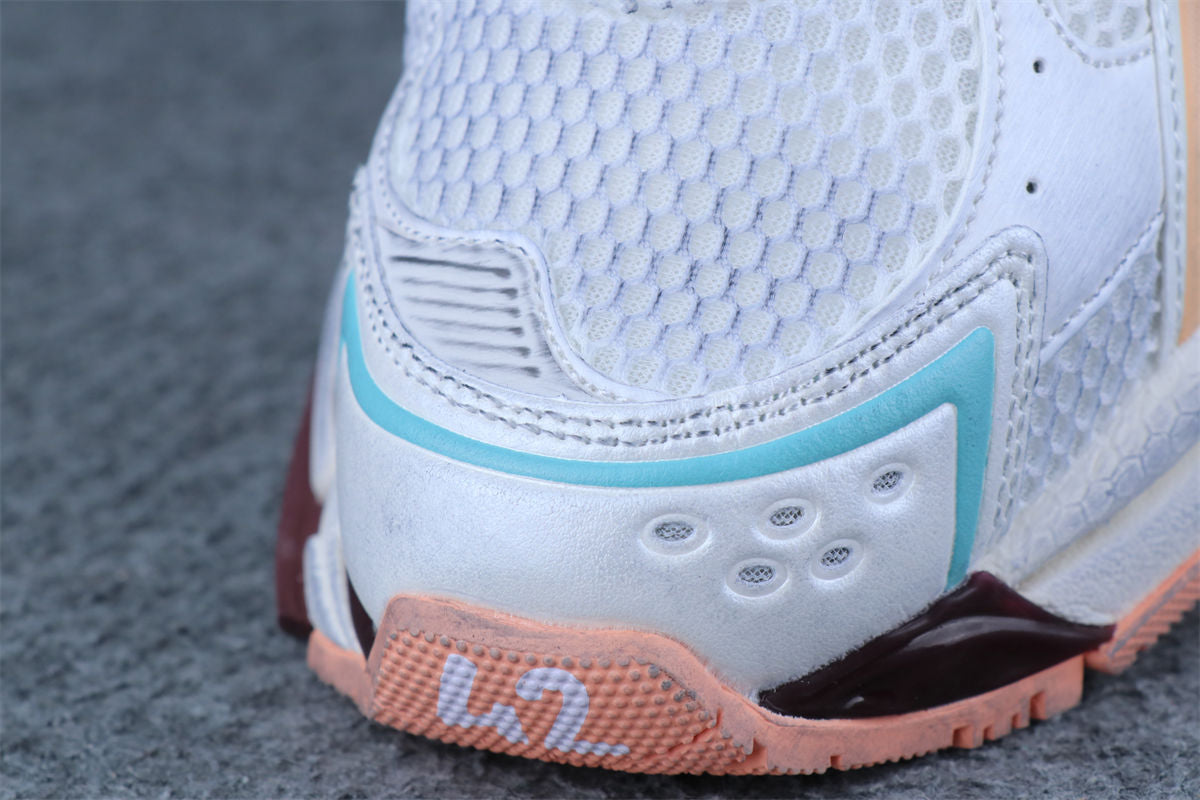Balenciaga Wmns Runner Sneaker 'Worn-Out - White Blue Pink'