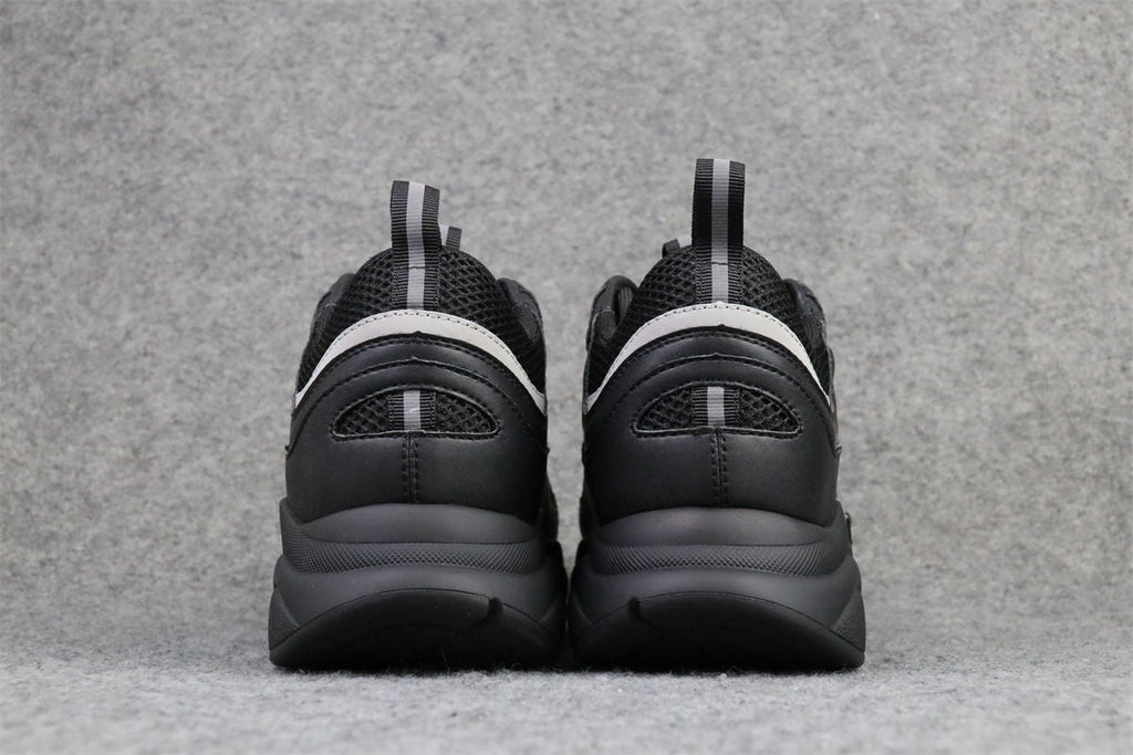 Dior B22 'Black Reflective'