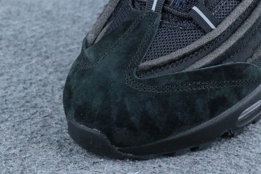 Comme des Garçons x Air Max 95 'Black'