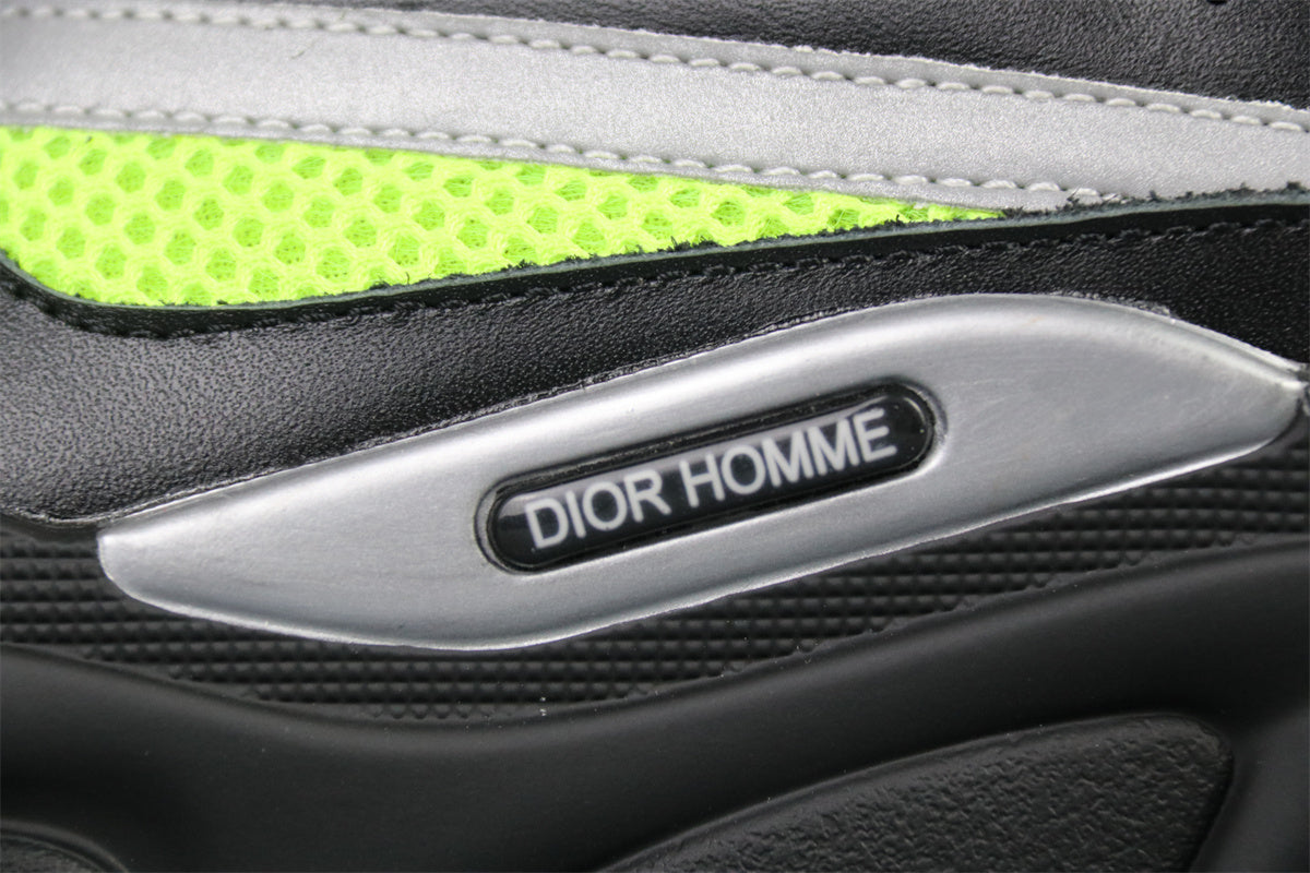 Dior B22 'Black Volt'