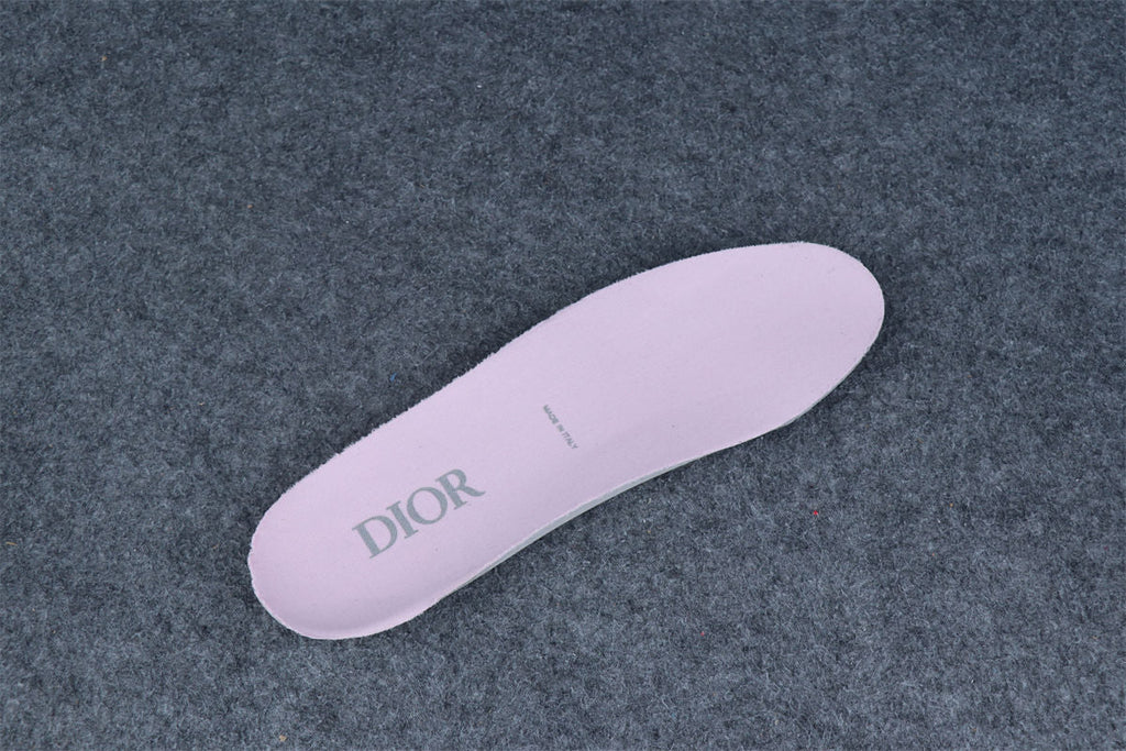 Dior B22 'Pink Grey'