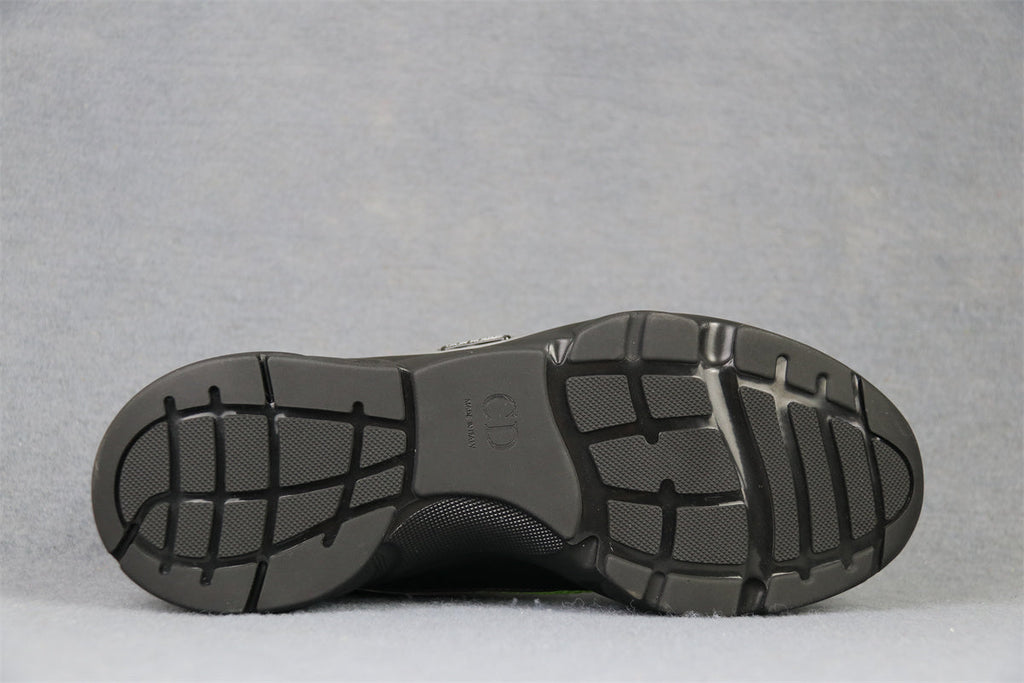 Dior B22 'Black Volt'
