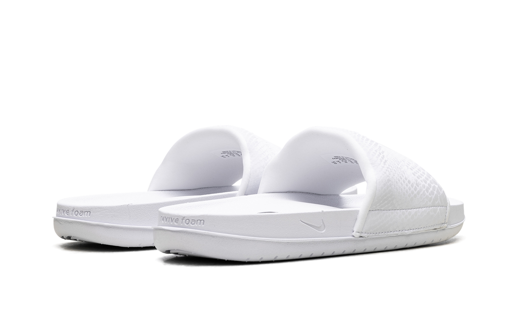 Kobe Offcourt Slide "Triple White" 100 IF2870